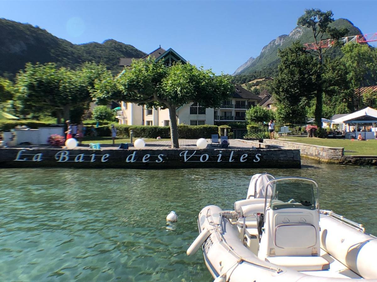 Logement Atypique Avec Vue Unique Panoramique Sur Le Lac D'Annecy, Dans Une Residence Avec Plage Et Ponton Privee Sur La Commune De Duingt Zewnętrze zdjęcie