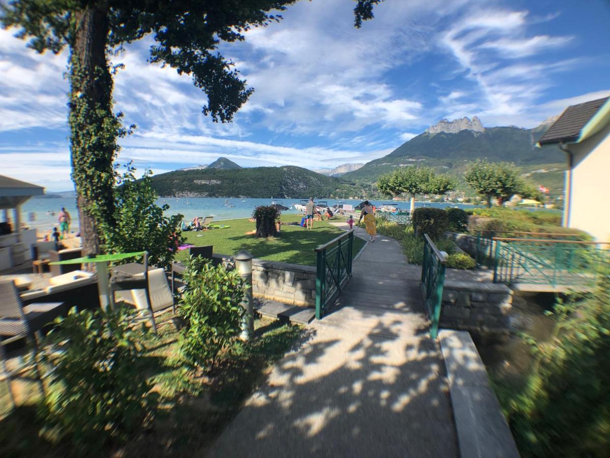 Logement Atypique Avec Vue Unique Panoramique Sur Le Lac D'Annecy, Dans Une Residence Avec Plage Et Ponton Privee Sur La Commune De Duingt Zewnętrze zdjęcie